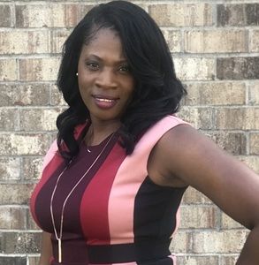 Meet your Posher, Beverly